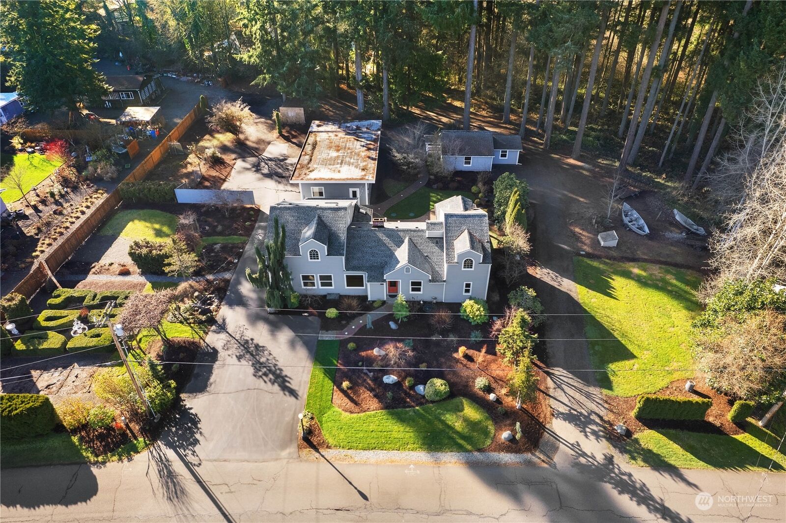 Property Photo: 6623 Glenwood Drive SW WA 98512