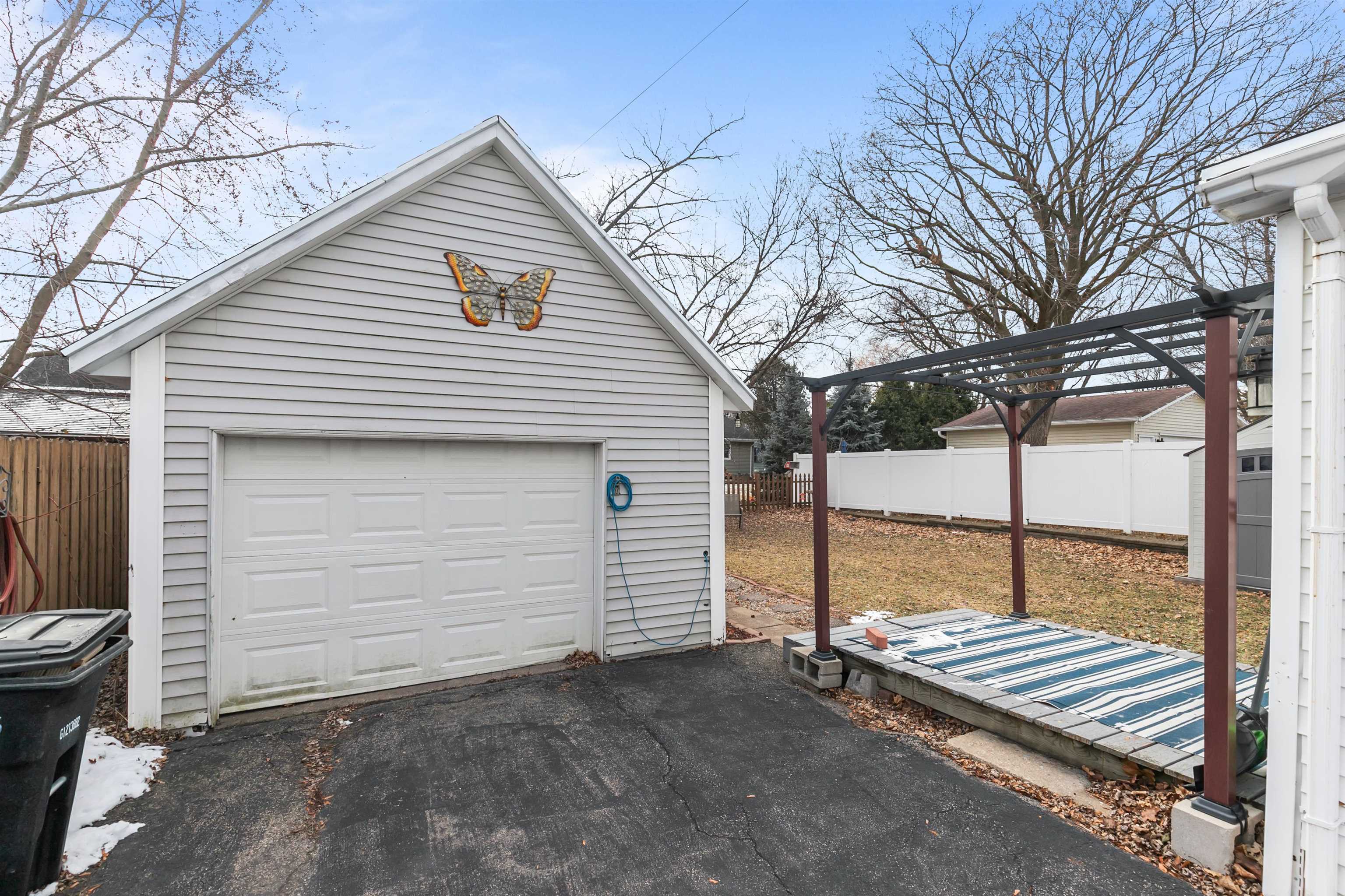 Property Photo:  1005 Coolidge Avenue  WI 54902 