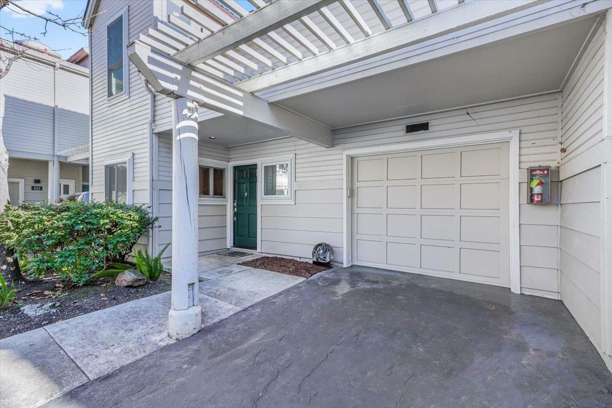 Property Photo:  431 Medoc Court  CA 94043 