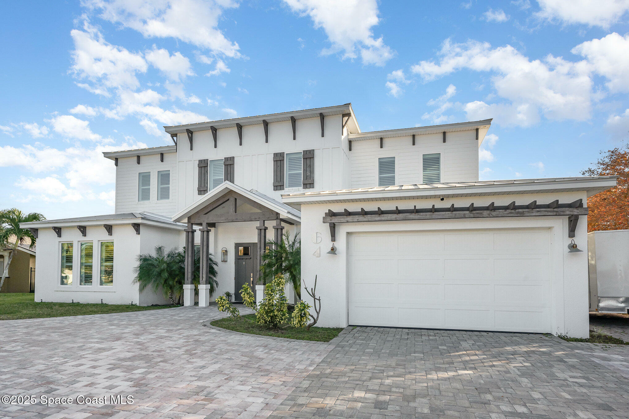 Property Photo:  64 Country Club Road  FL 32931 