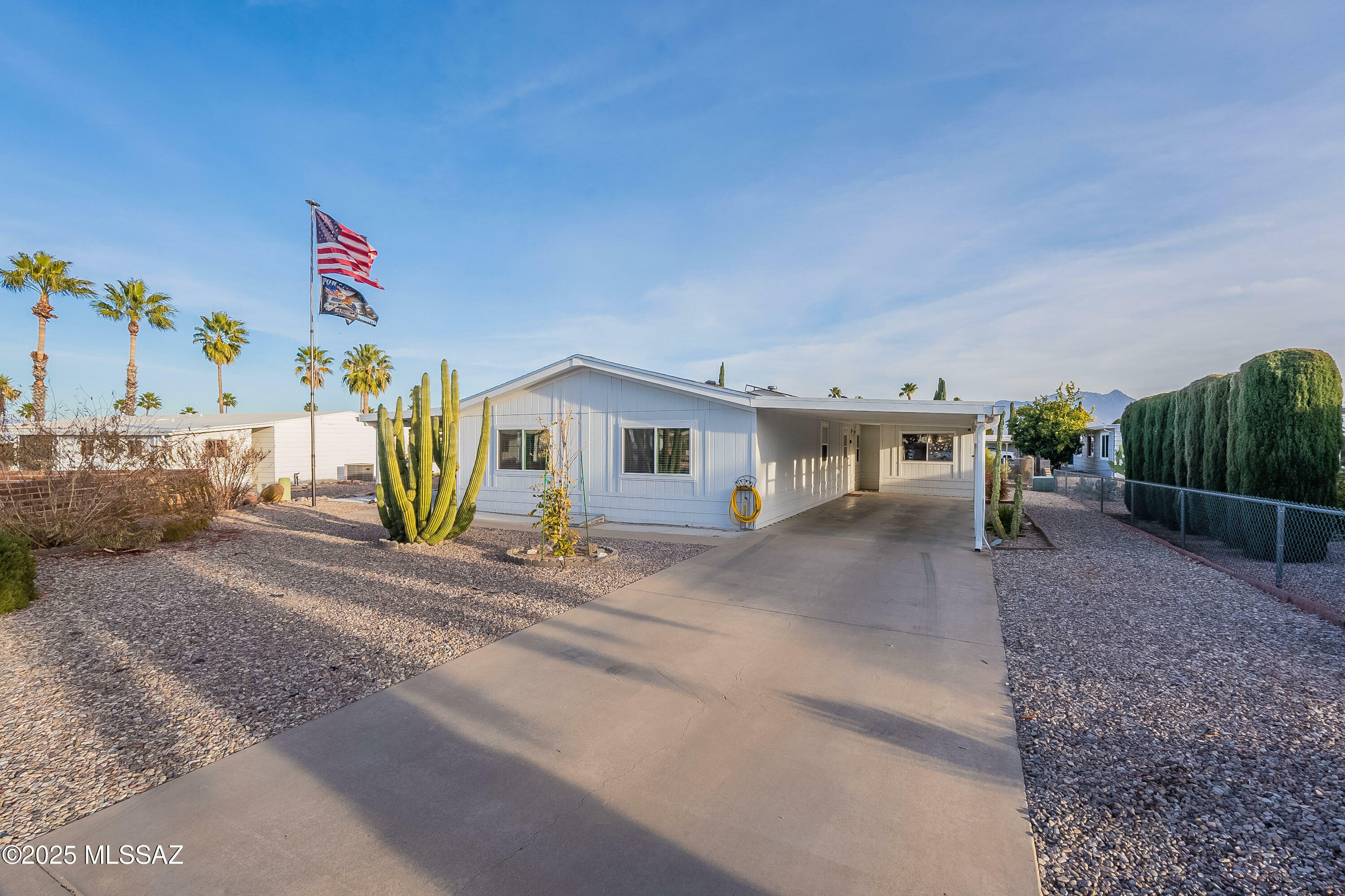 Property Photo:  65 W Aliso Drive  AZ 85614 