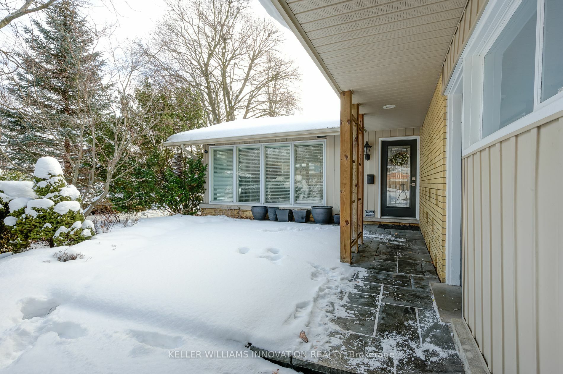 Property Photo:  193 Lakeside Dr  ON N2M 4C7 