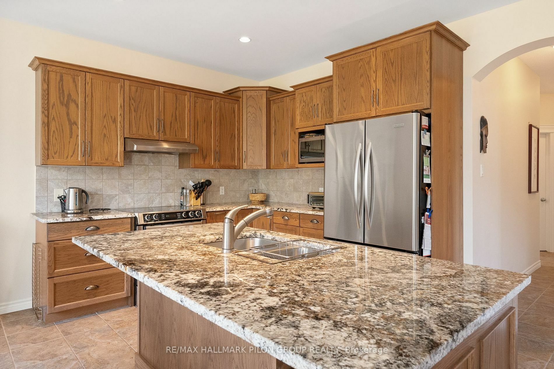 Property Photo:  1817 Mickelberry Cres  ON K4A 0E6 