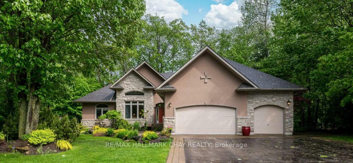 Property Photo: 5 Timber Court ON L9X 0H7