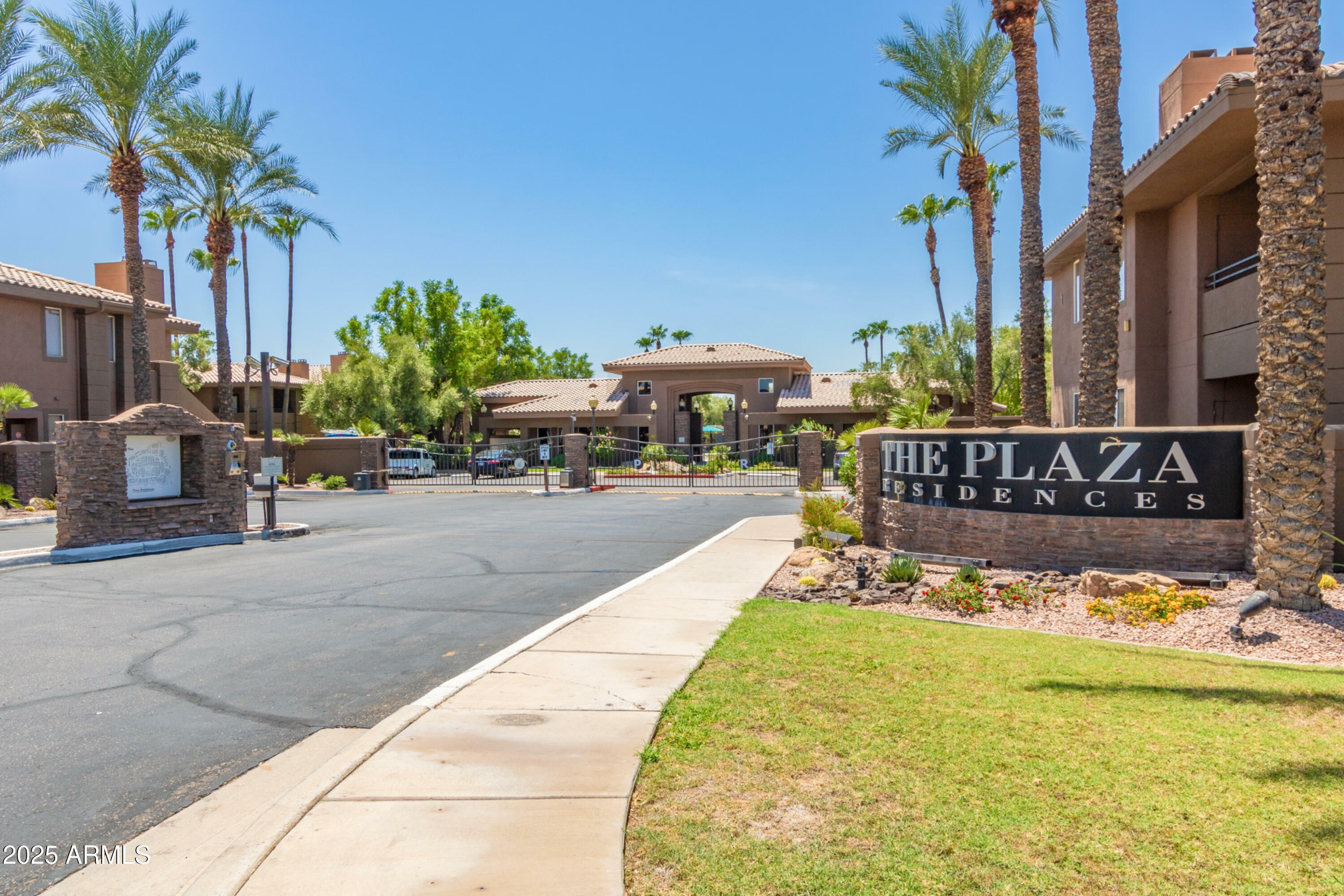 Property Photo:  7009 E Acoma Drive 1143  AZ 85254 