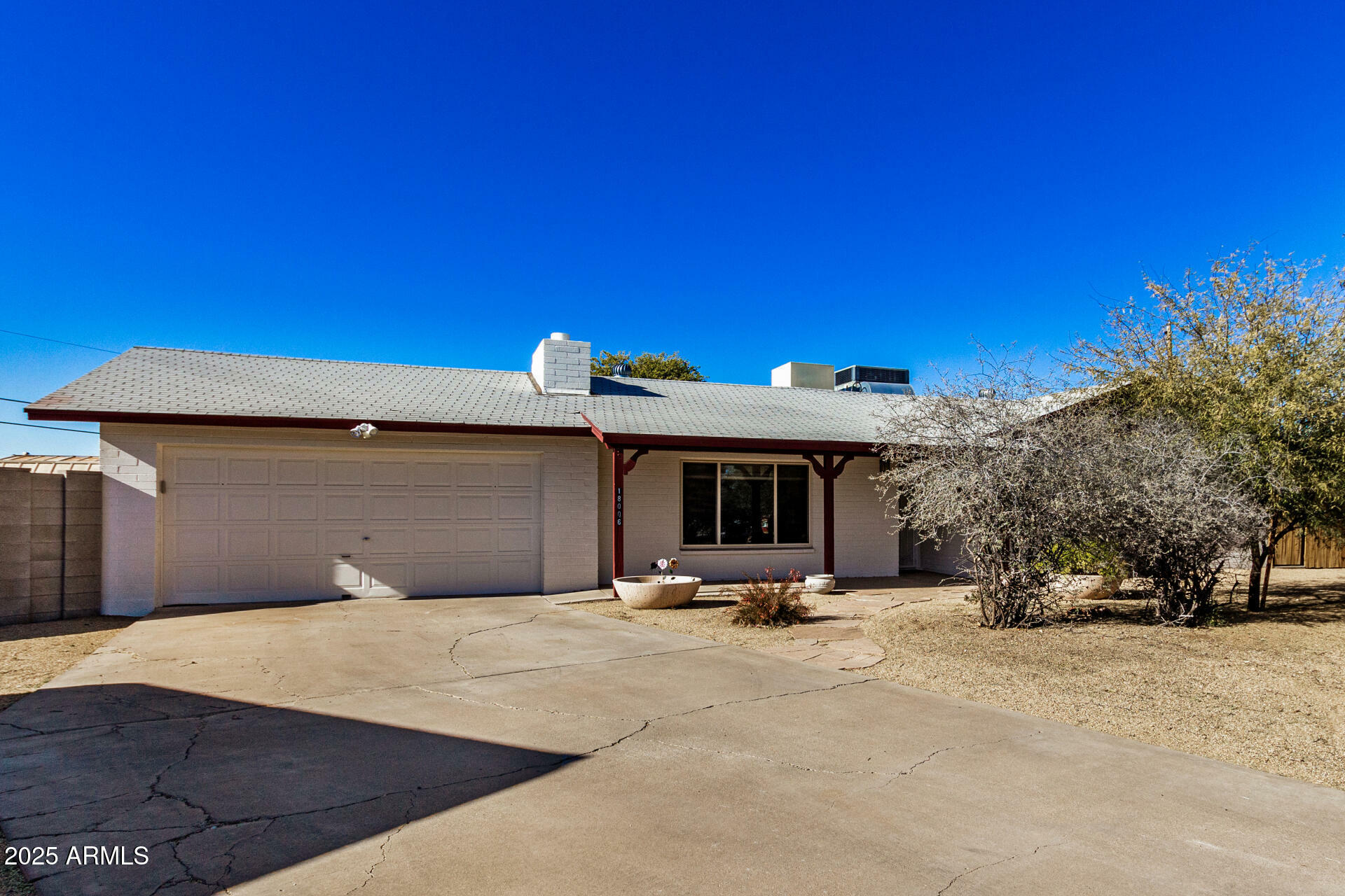 Property Photo:  18006 N Villa Rita Drive  AZ 85032 