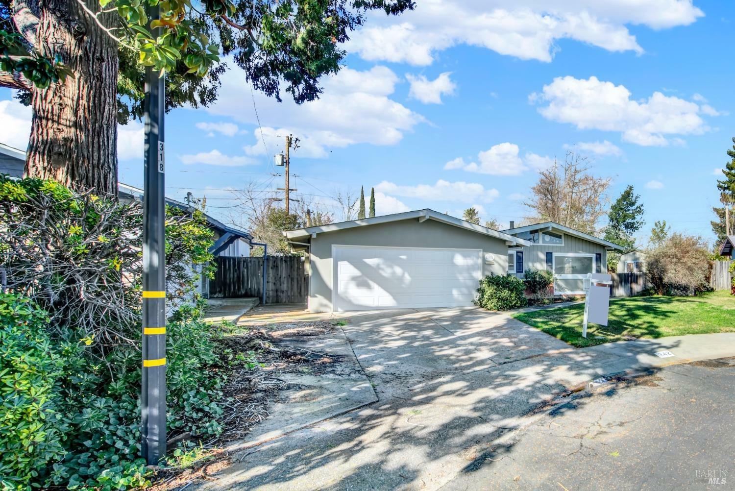 Property Photo:  242 Ash Street  CA 95688 