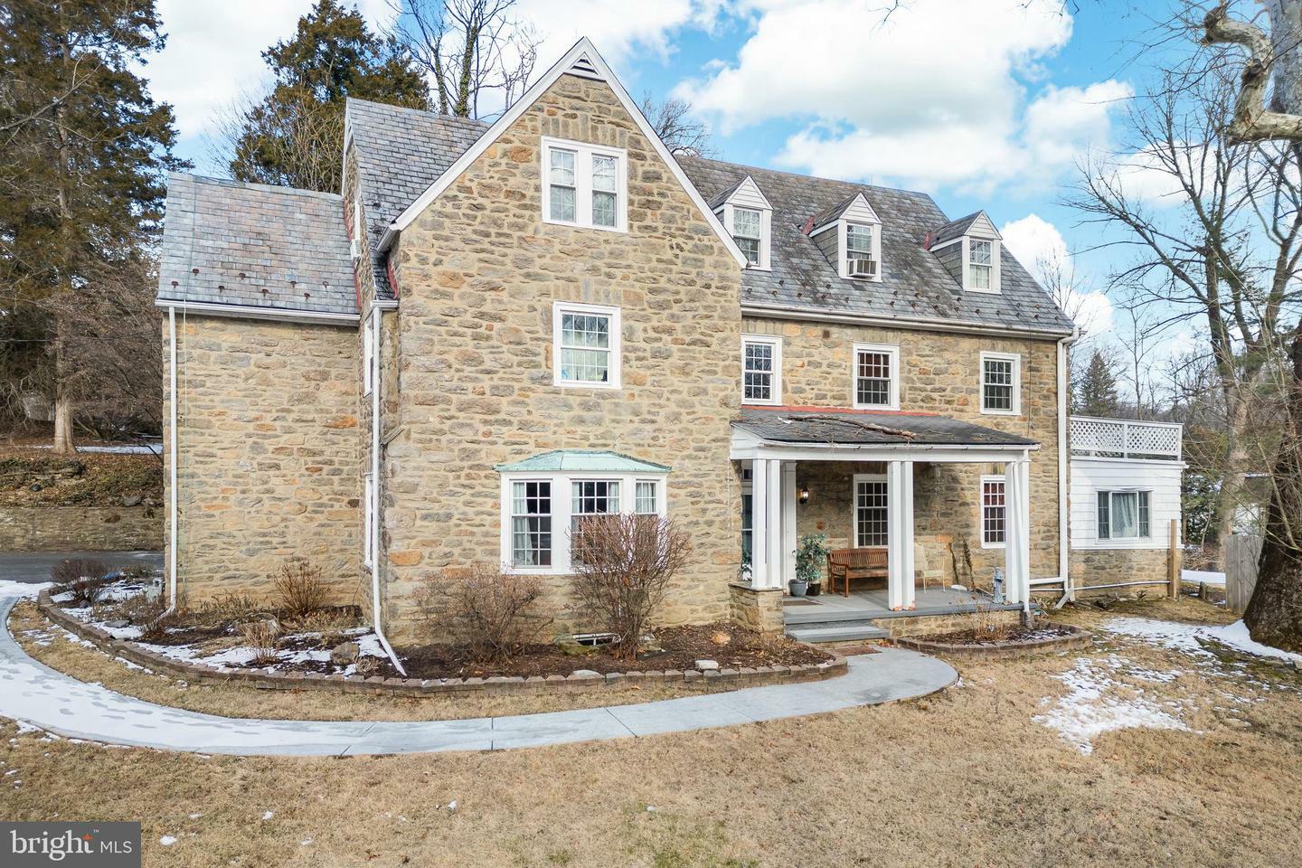 Property Photo:  8001 Jenkintown Road  PA 19012 