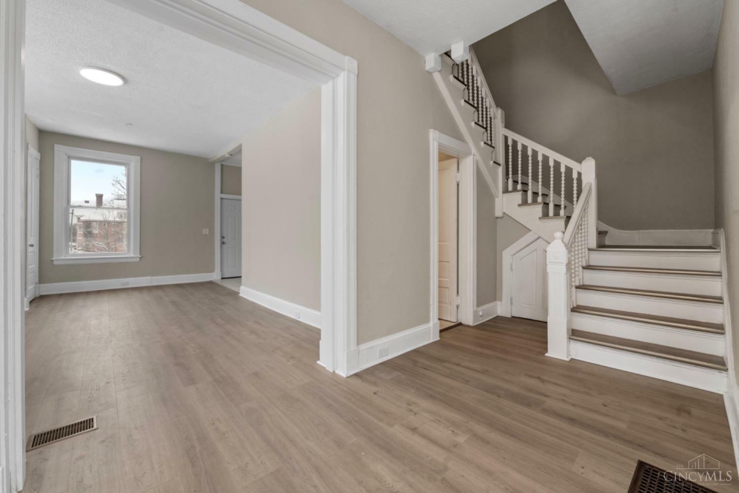 Property Photo:  2649 Melrose Avenue  OH 45206 