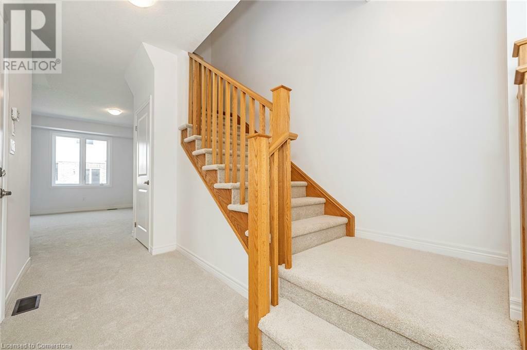 Property Photo:  12 Jellicoe Court  ON L9A 4T1 