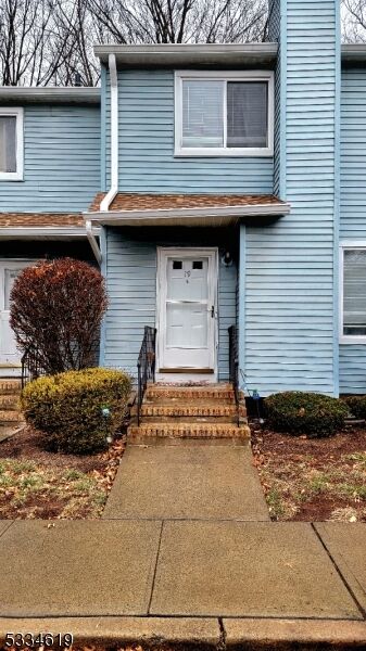 Property Photo: 19 Westbrook Ct NJ 07203