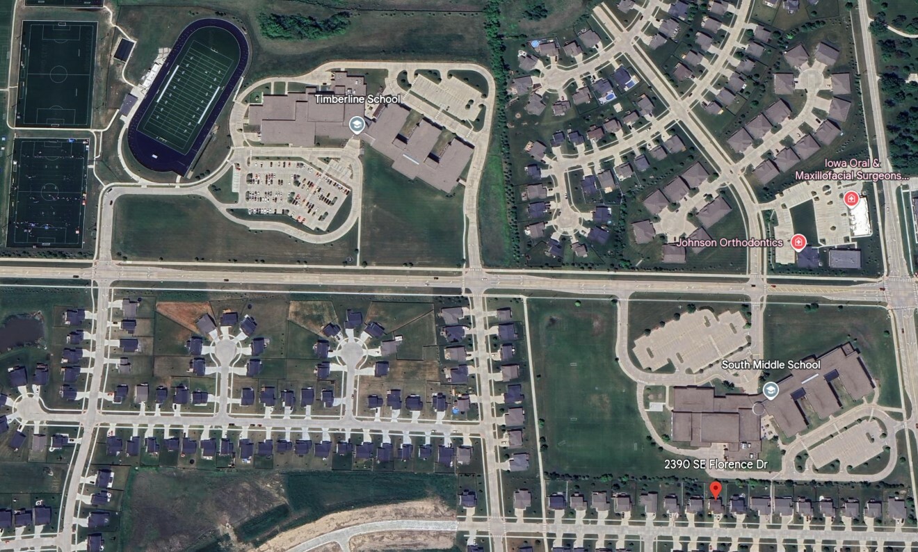 Property Photo: 2390 SE Florence Drive IA 50263