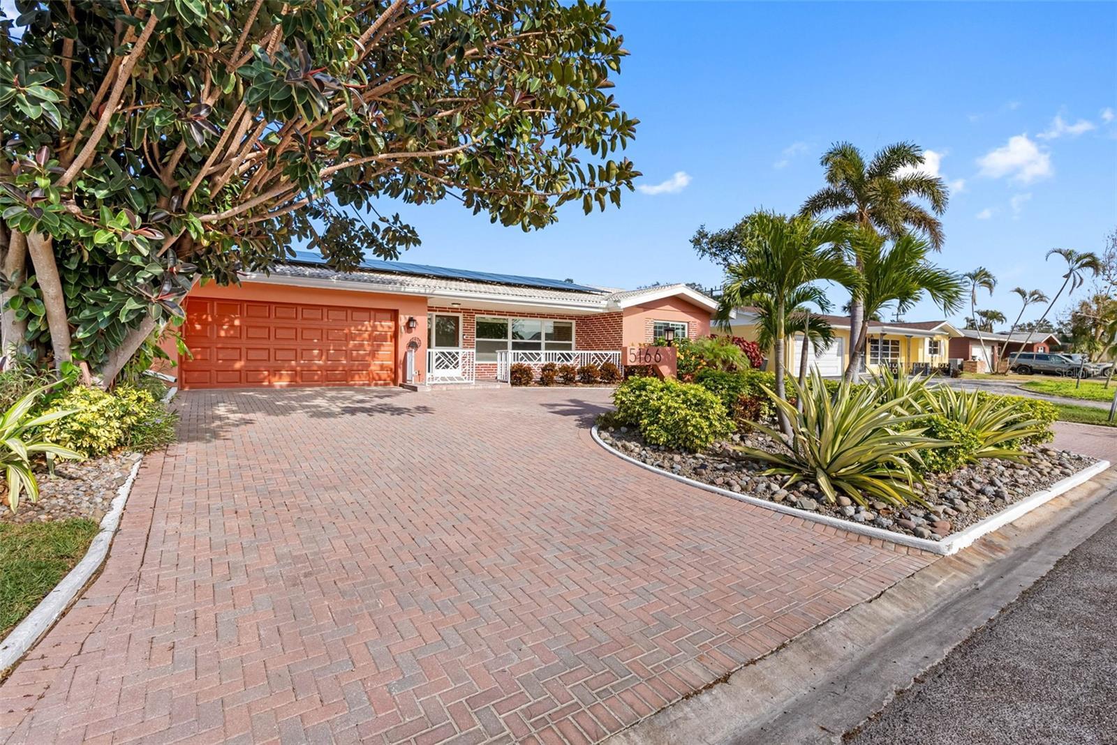 Property Photo: 5166 39th Street S FL 33711