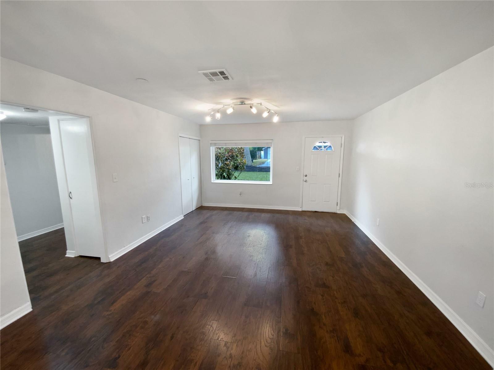 Property Photo:  2111 Staunton Avenue  FL 32789 