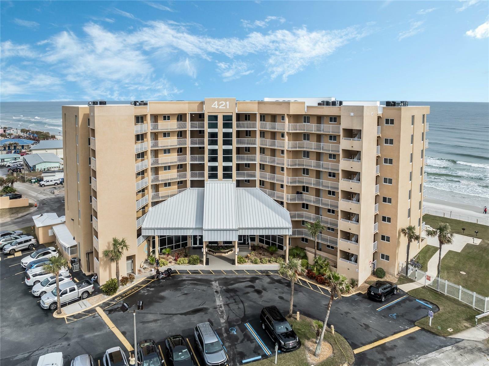 Property Photo: 421 S Atlantic Avenue 105 FL 32169
