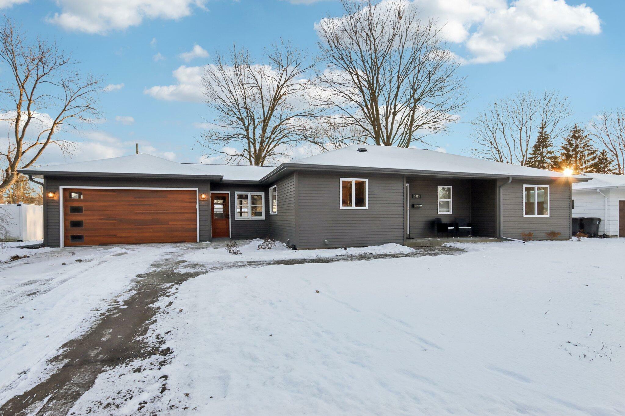 Property Photo:  1313 Bluebird Ter  WI 53188 