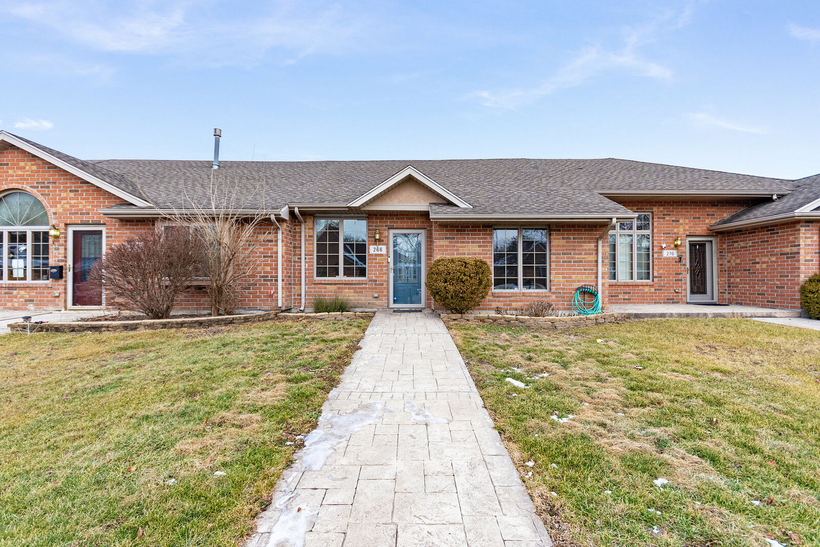 Property Photo: 266 Jennifer Lane IL 60481