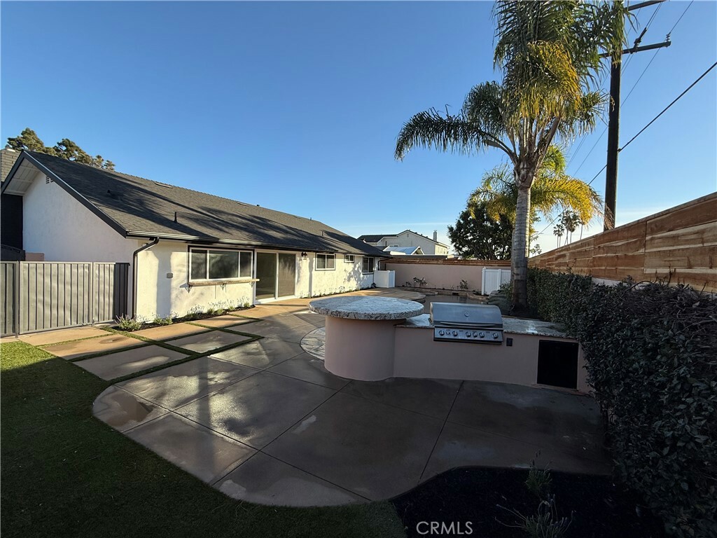 Property Photo:  20521 Suburbia Lane  CA 92646 