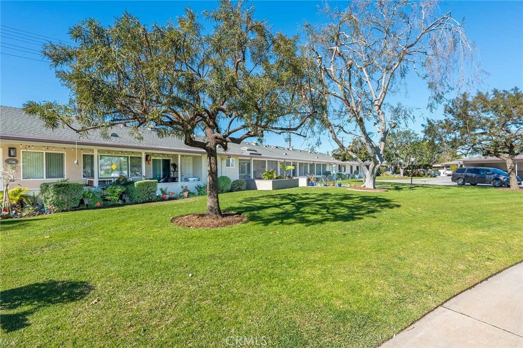 Property Photo:  13321 El Dorado Drive 203H  CA 90740 