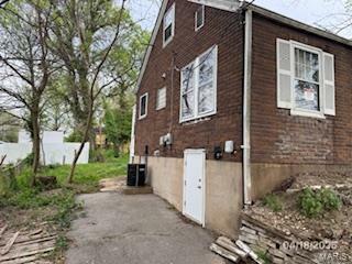Property Photo: 601 Chanslor Avenue MO 63135