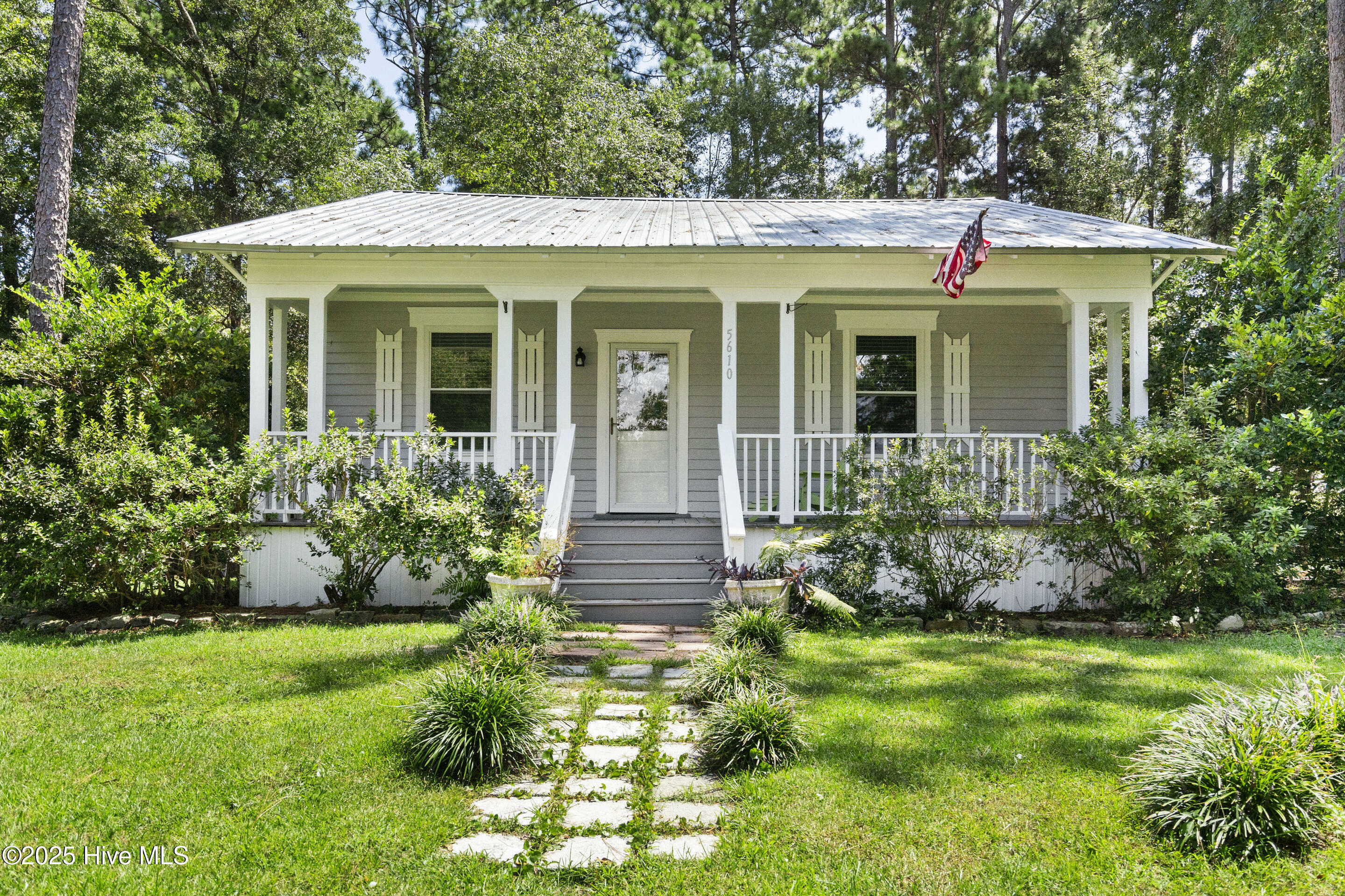 Property Photo:  5610 Forest Avenue  NC 28403 