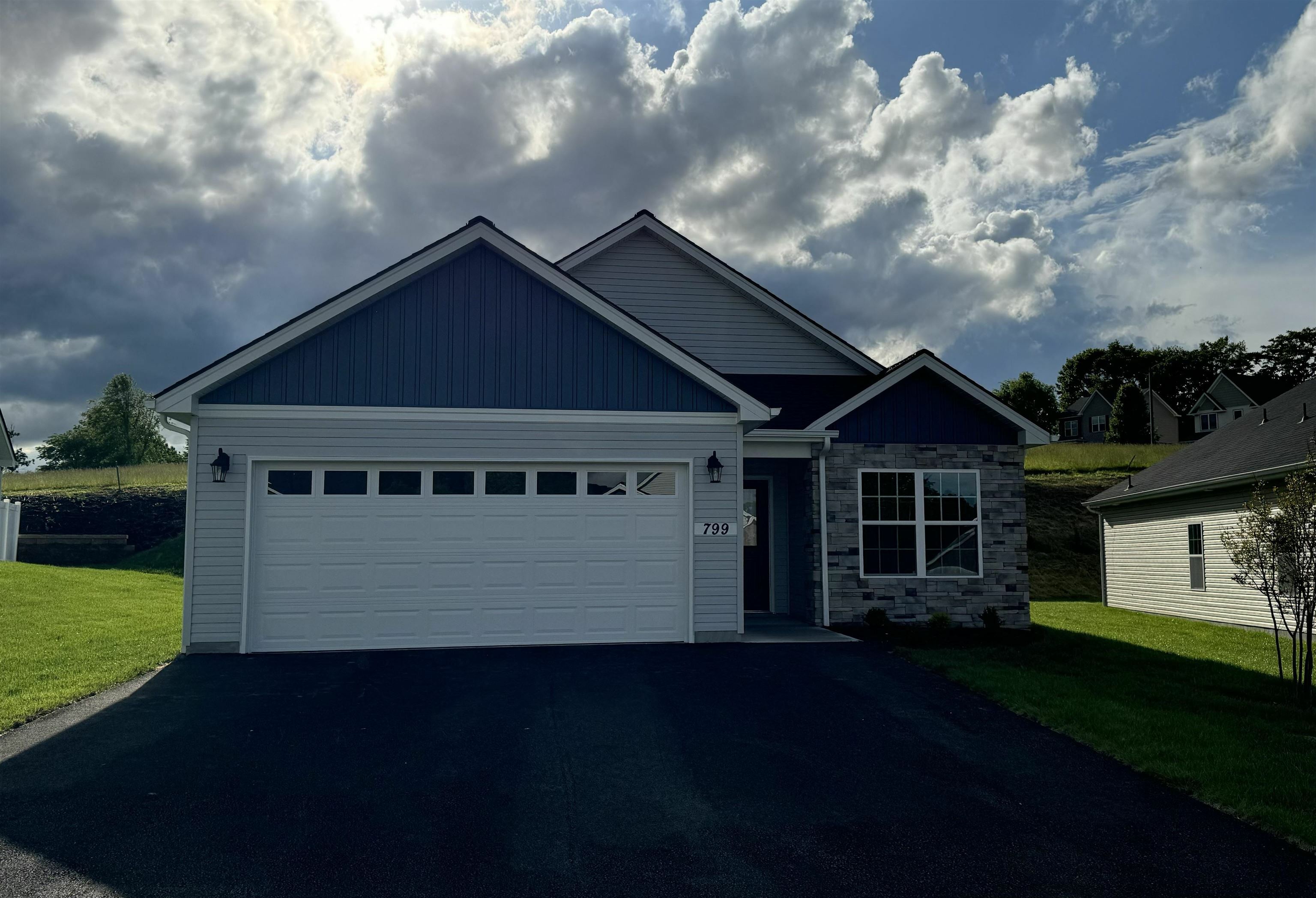 Property Photo: 799 Chesley Street VA 24141