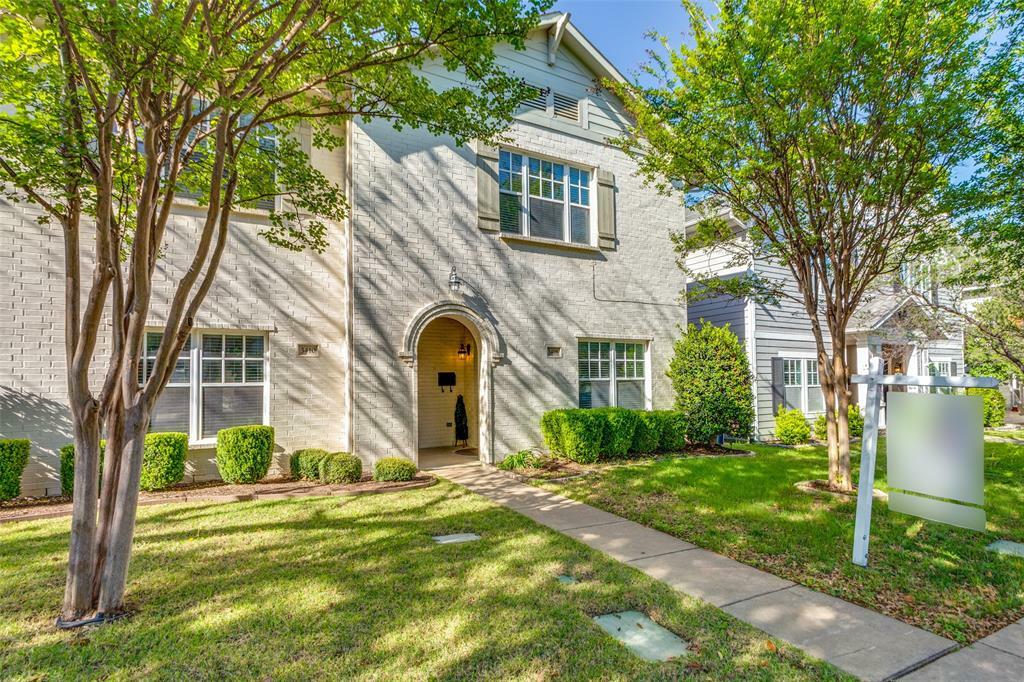 Property Photo: 3408 W 4th Street TX 76107