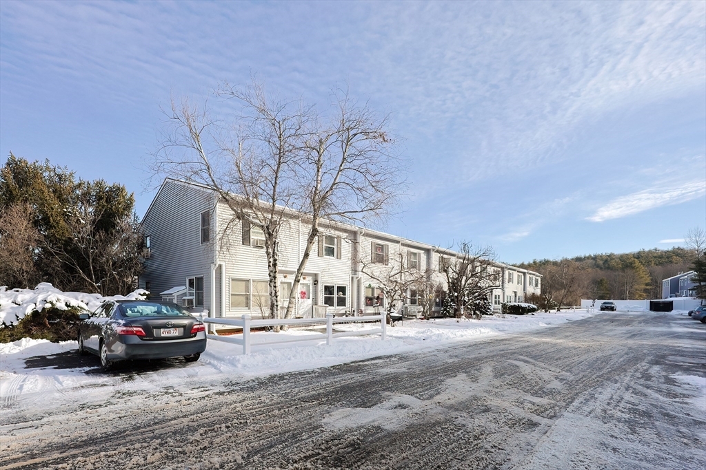 Property Photo:  17 Bixby Rd 4  MA 01562 