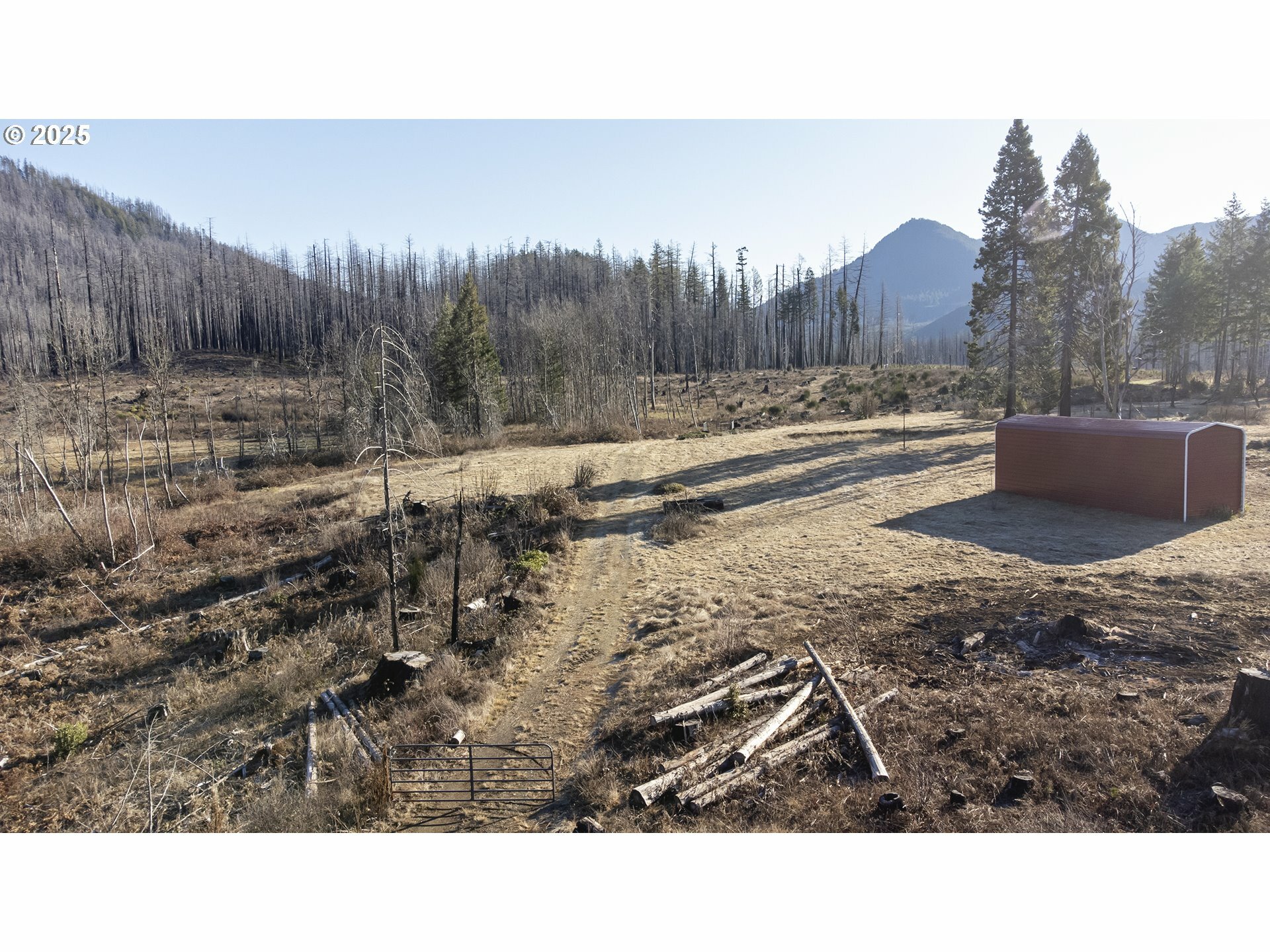 Property Photo:  91737 Blue River Reservoir Rd  OR 97413 