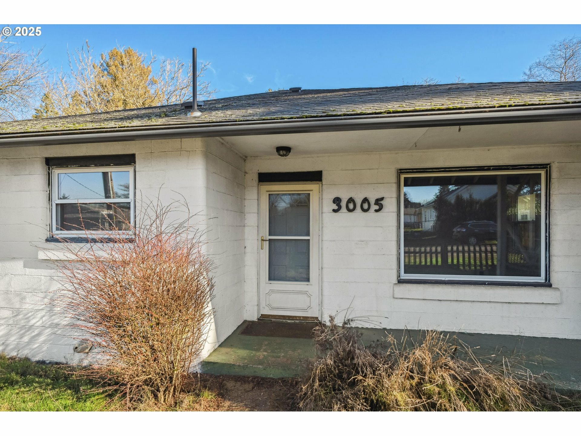 Property Photo:  3005 Drummond Ave  WA 98661 