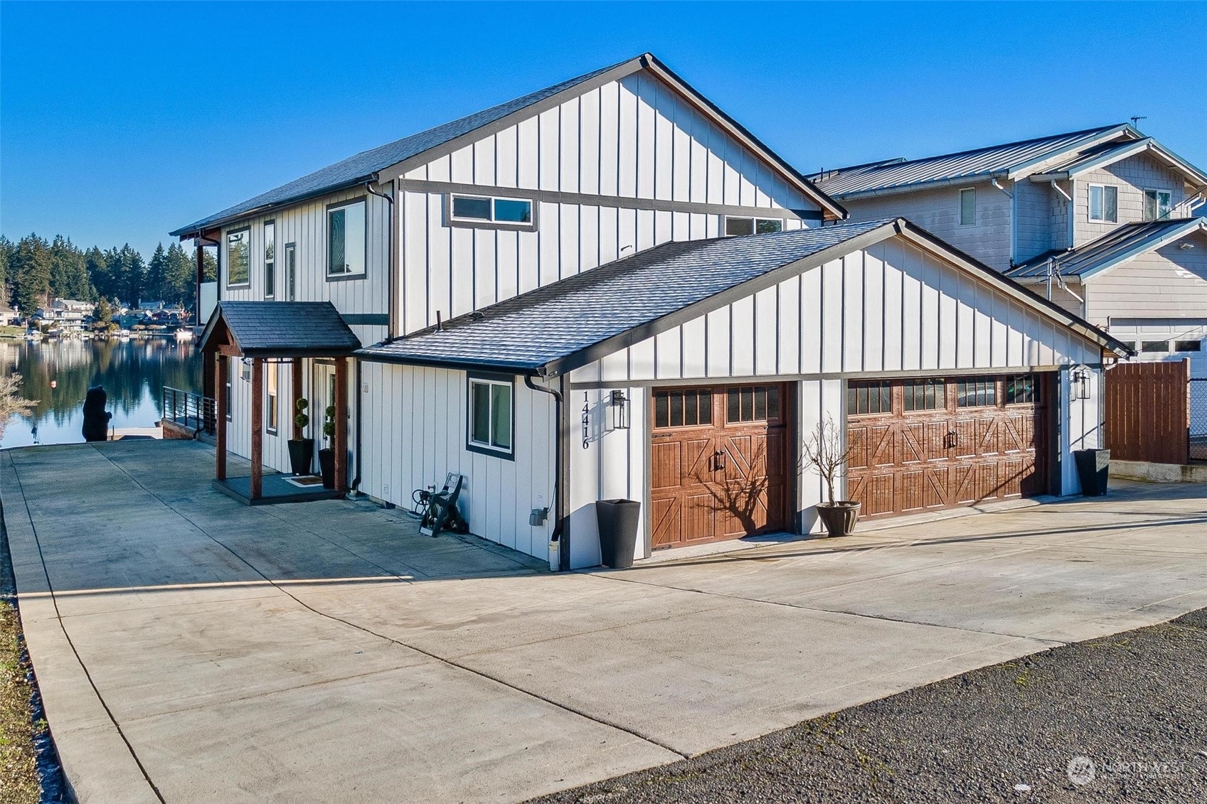 Property Photo:  14416 SE 270th Place  WA 98042 