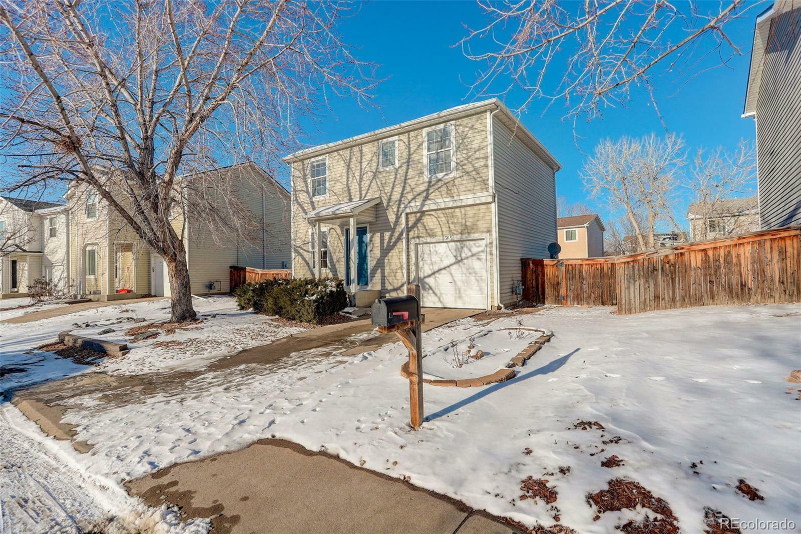 Property Photo:  1267 Bluejay Avenue  CO 80601 