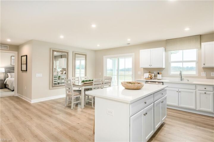 Property Photo:  113 Baxter Station Boulevard  NC 27958 