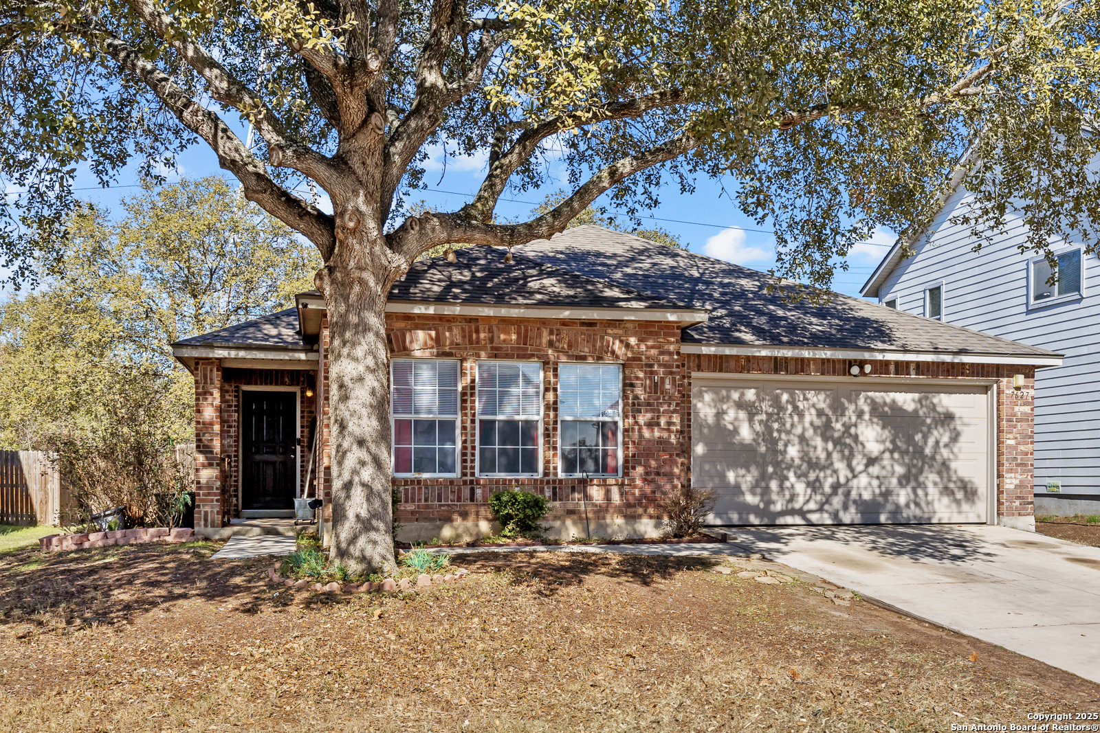 Property Photo:  7627 Avery Rd  TX 78233 