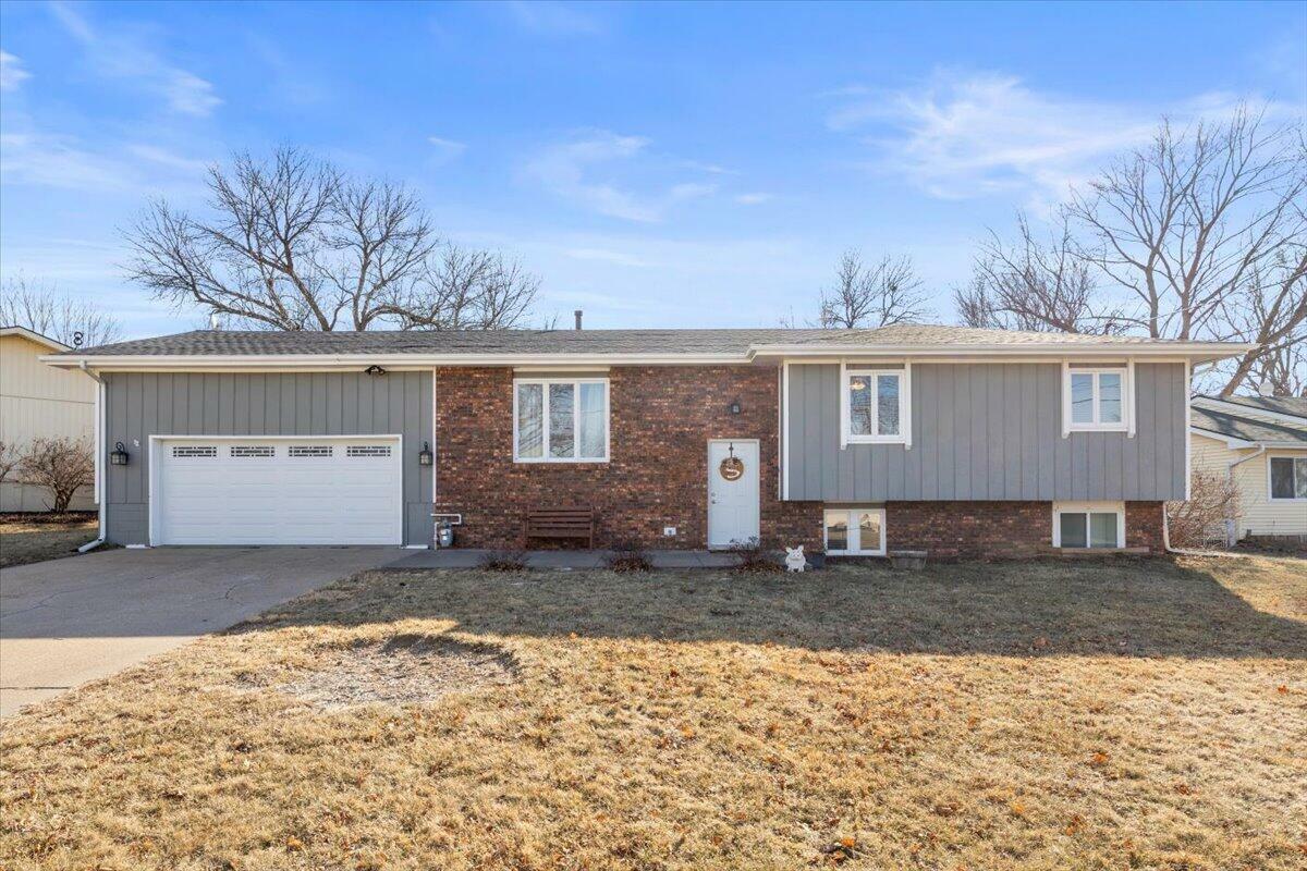 Property Photo:  6 Countryside Drive  IA 51575 