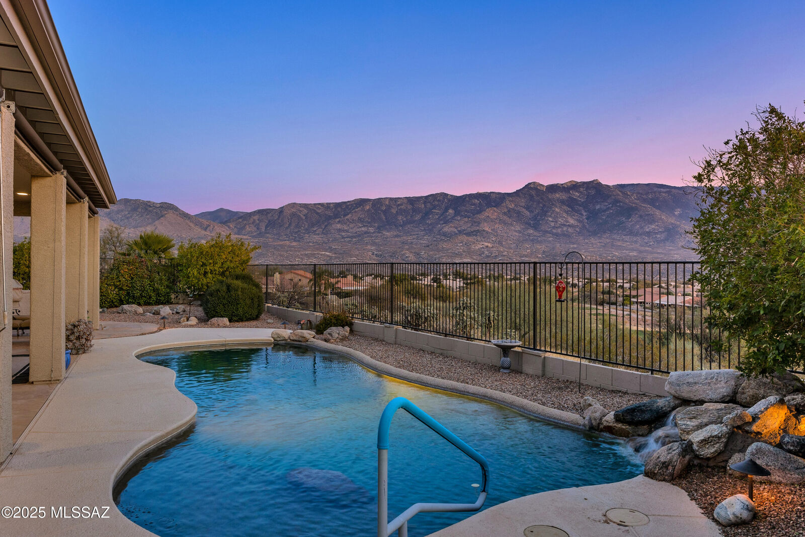 Property Photo: 63111 E Mountain Crest Drive AZ 85739
