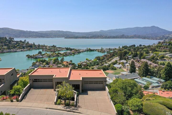 42 Red Hill Circle  Tiburon CA 94920 photo