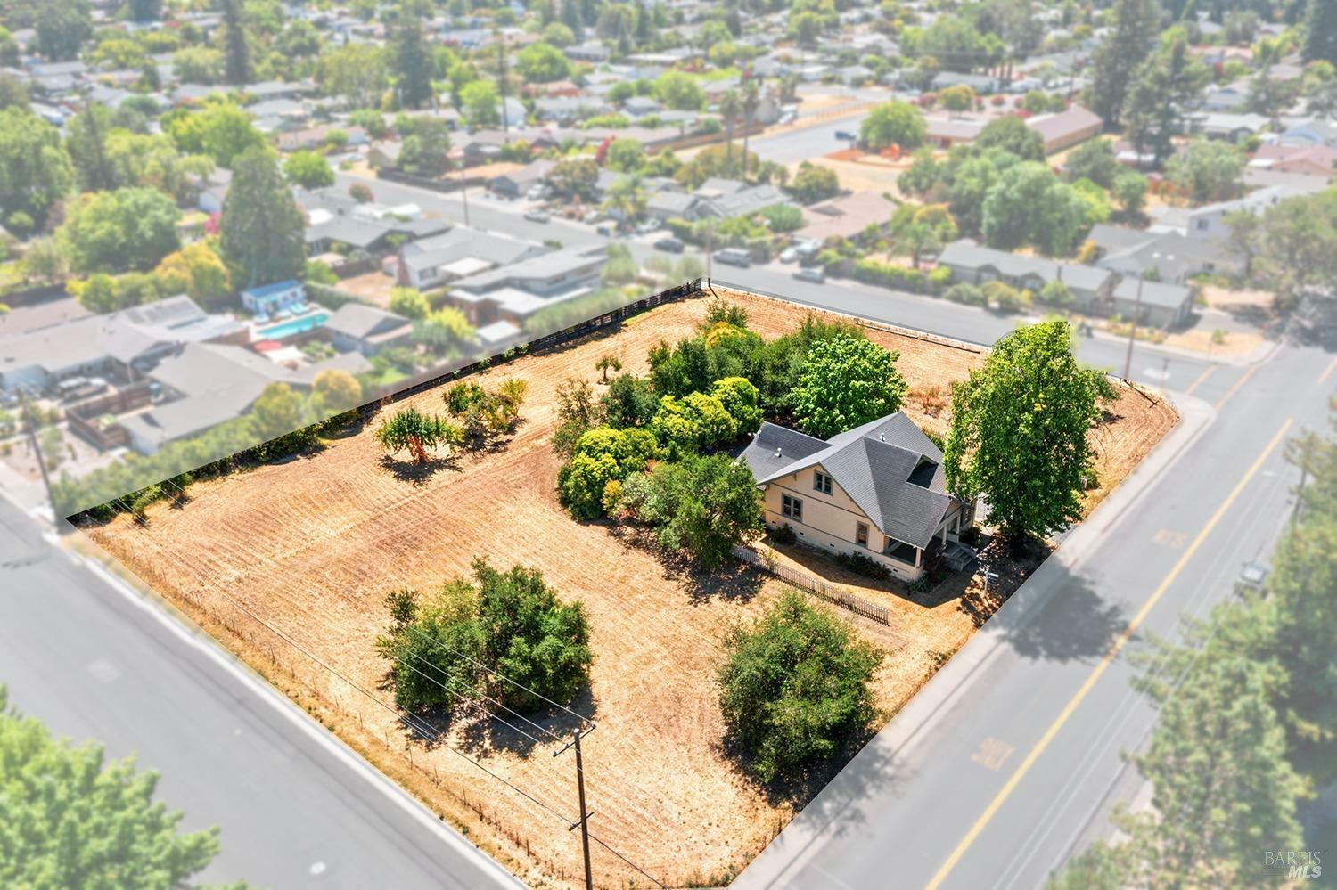 Property Photo: 1010 University Street CA 95448