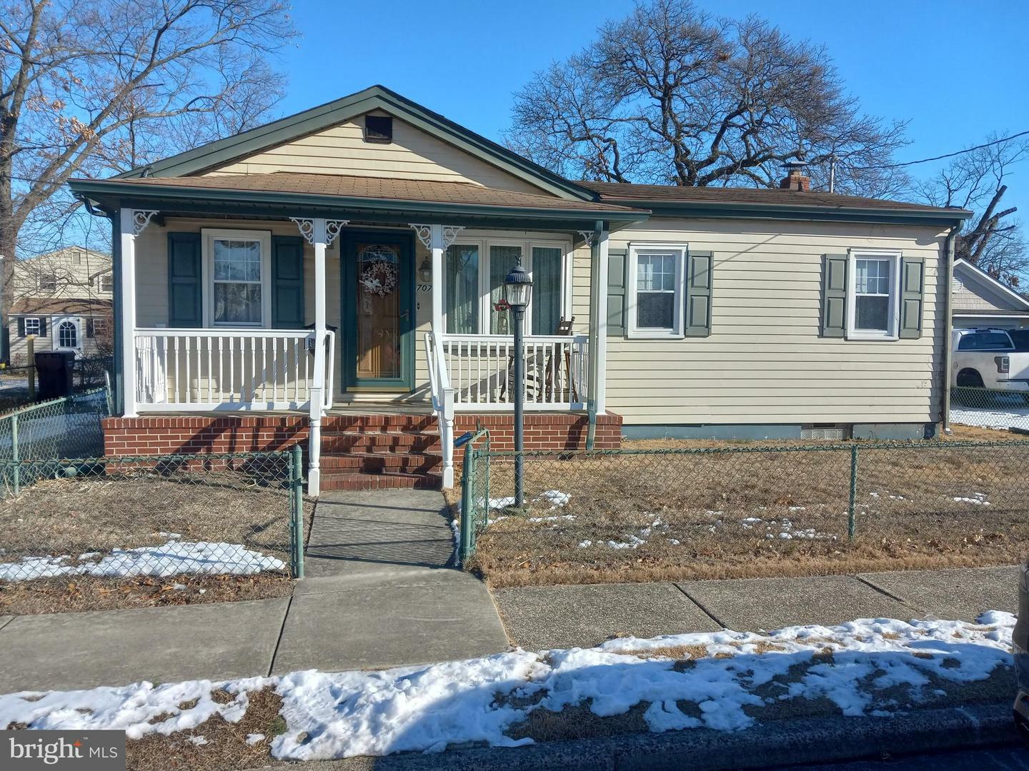 Property Photo:  707 Kossuth Street  NJ 08075 