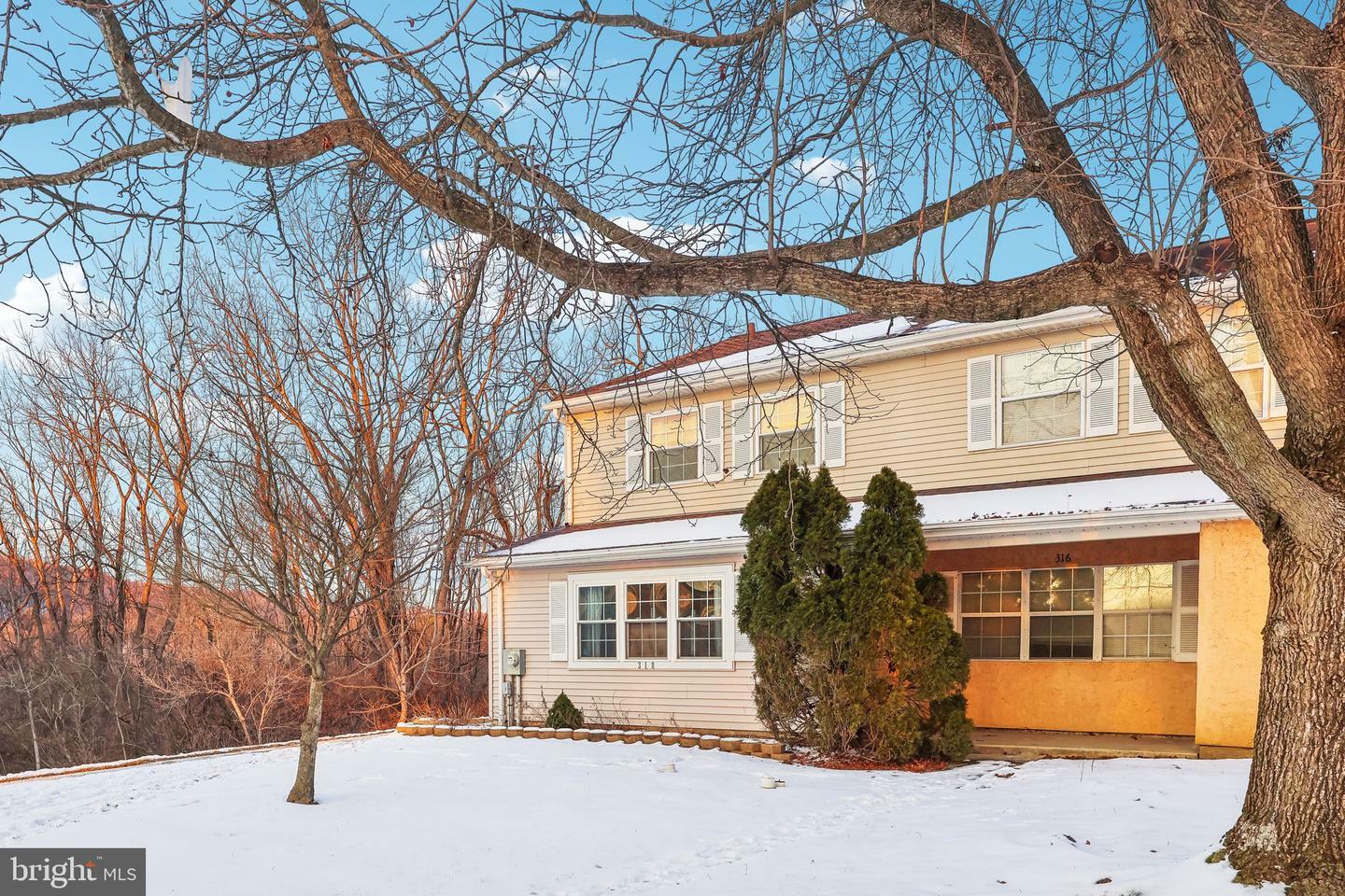 Property Photo:  318 Carlyn Court  PA 19335 