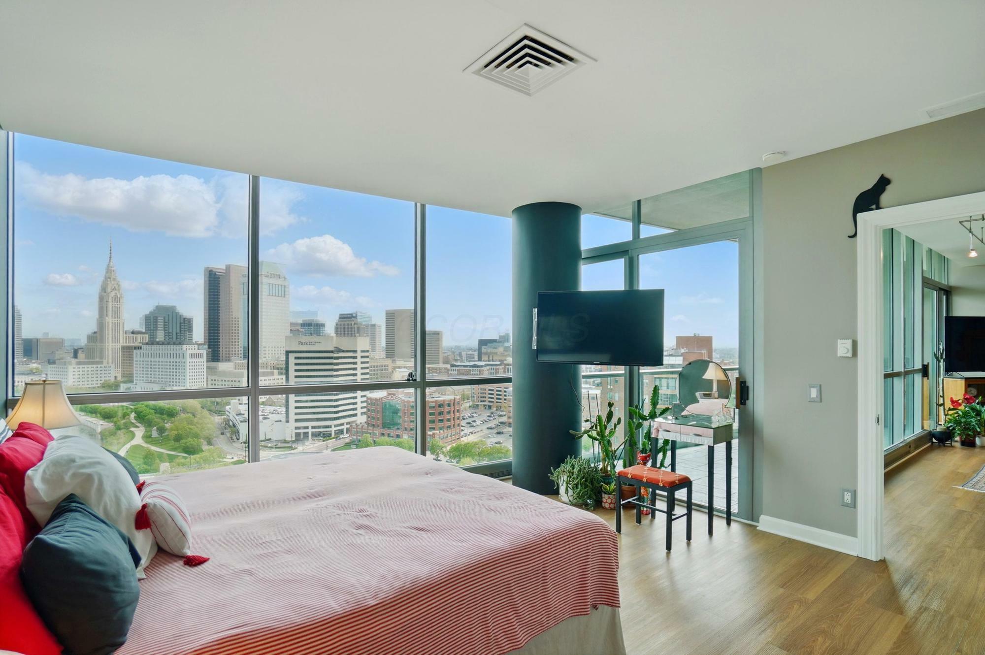 Property Photo: 1 Miranova Place OH 43215