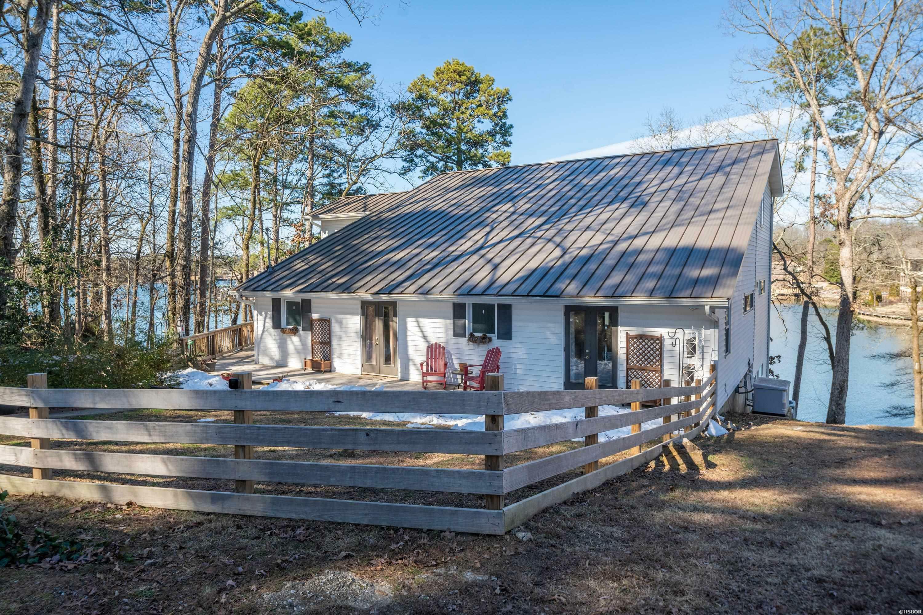 Property Photo:  376 Chappel Hill Road  AR 71913 