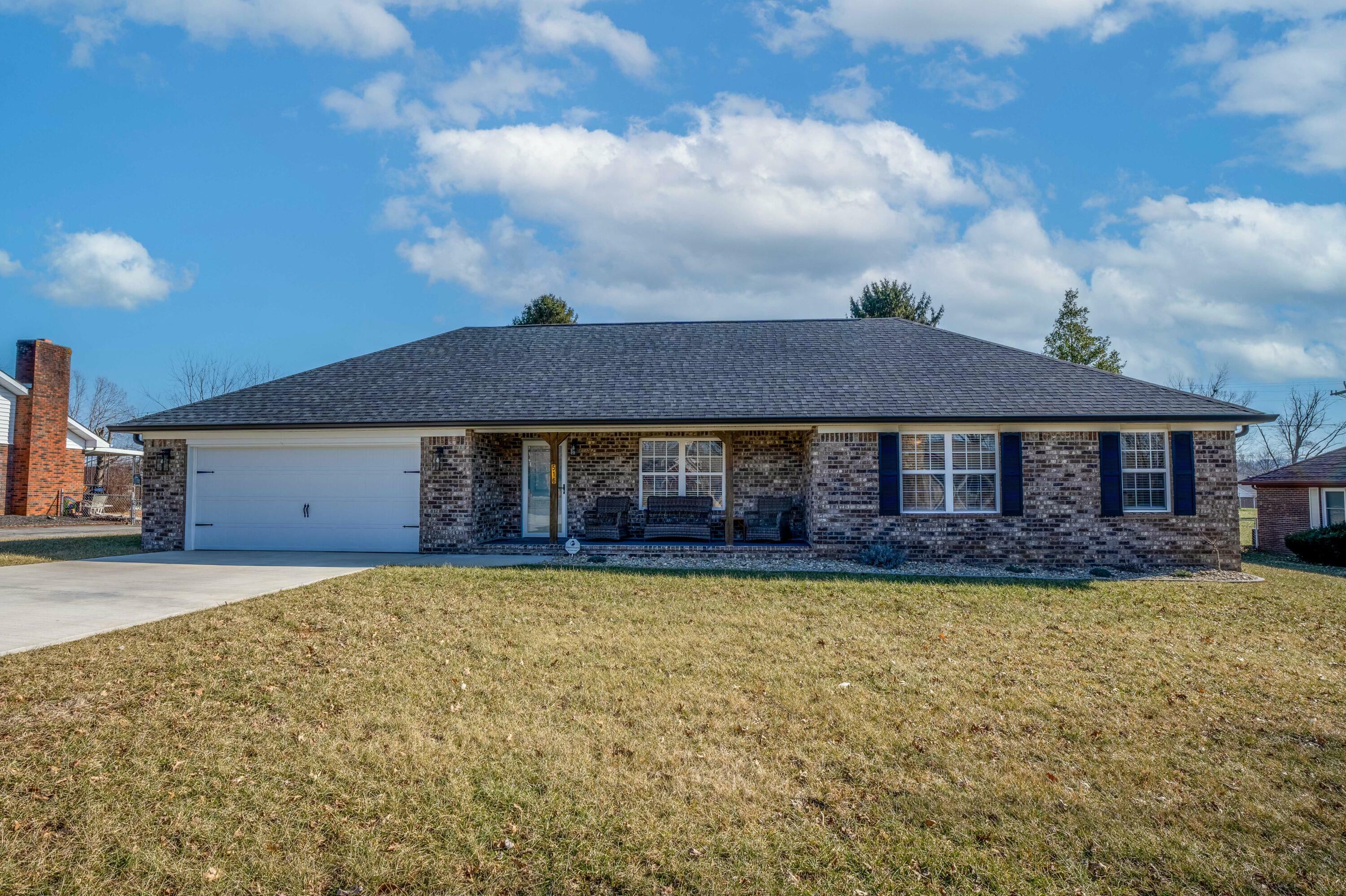 Property Photo: 516 Koger Circle KY 42501