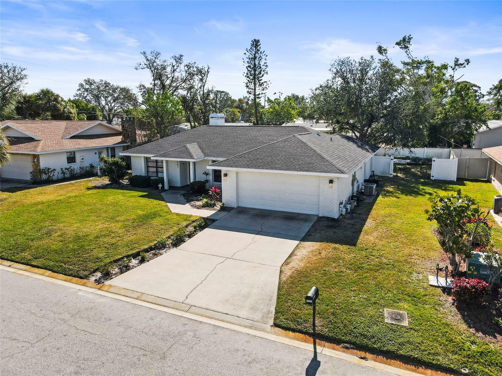 Property Photo:  7507 3rd Avenue NW  FL 34209 