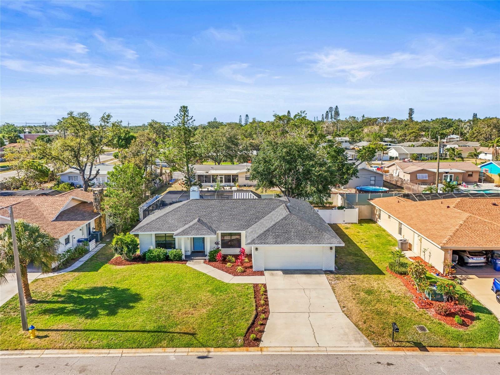 Property Photo: 7507 3rd Avenue NW FL 34209