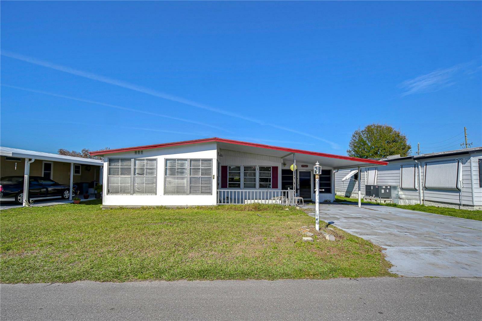 Property Photo:  35045 Dale Avenue  FL 33541 