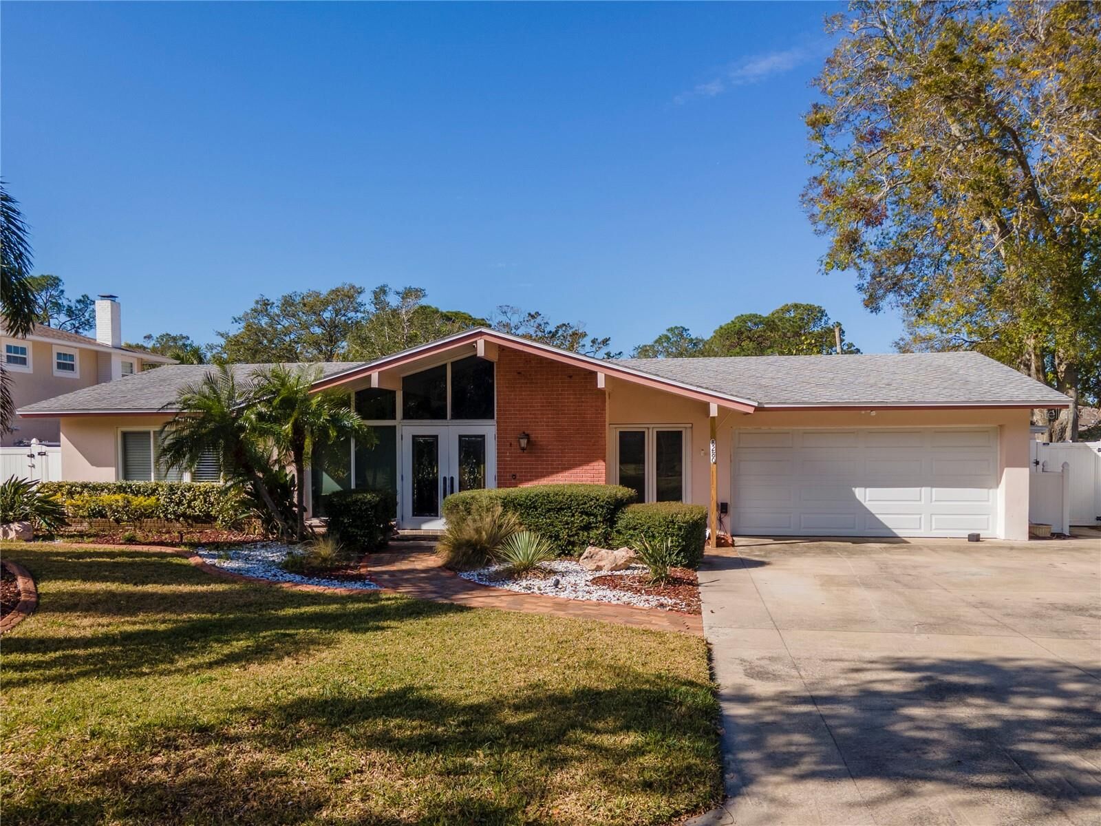 Property Photo: 8280 140th Street FL 33776