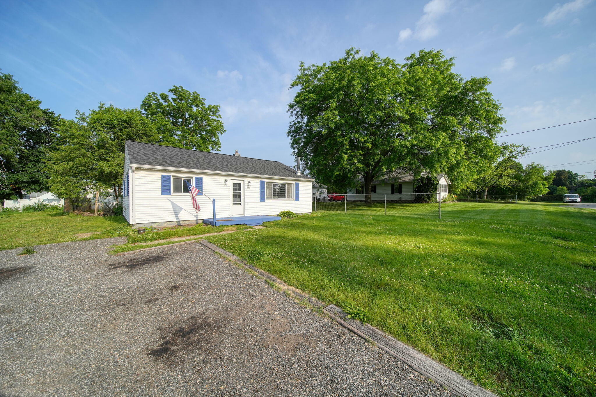 Property Photo: 202 Fifth Street MI 49203