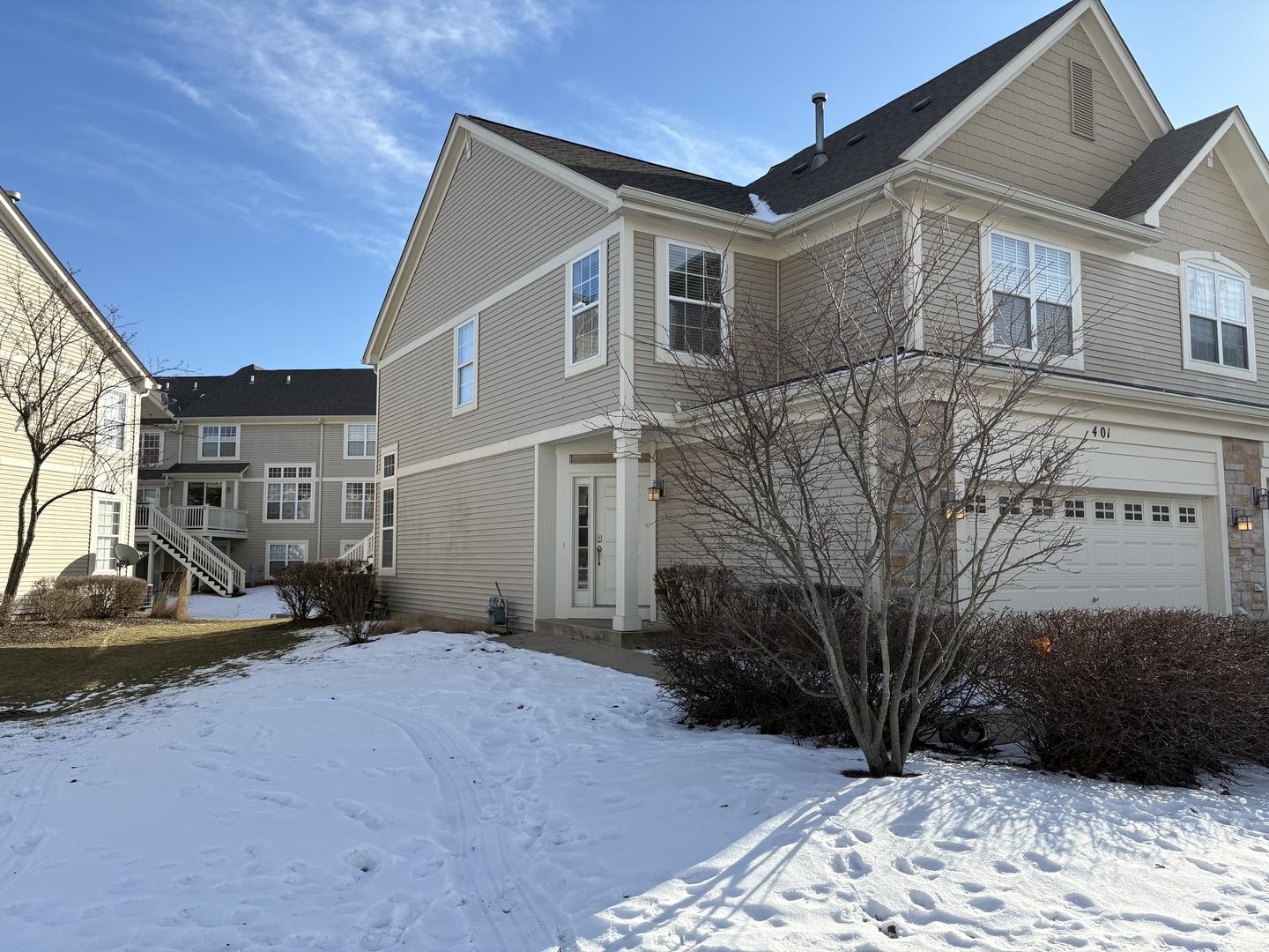 Property Photo:  401 Vaughn Circle  IL 60502 