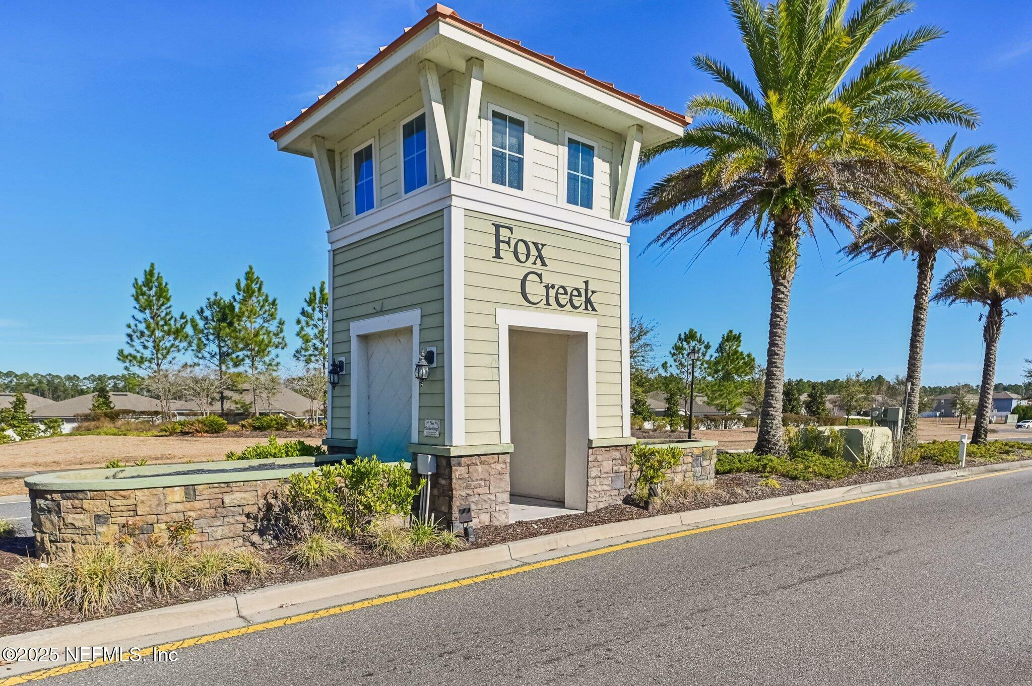 Property Photo: 8017 Cape Fox Drive FL 32222